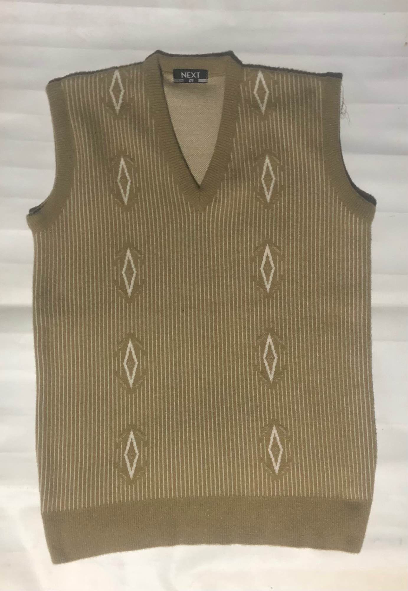 Sleeveless sweaters for men v neck soft wool
