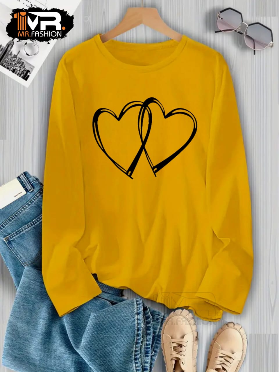 Article Name* 
Women's Double Heart Printed Full Sleeves T-Shirt

*
