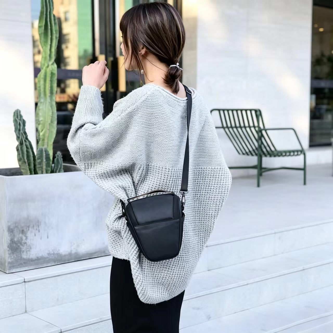 Triangle Digital Camera Bag Single Shoulder Photography Bag Inner Pocket Micro Single Telephoto Machine Storage Bag Por