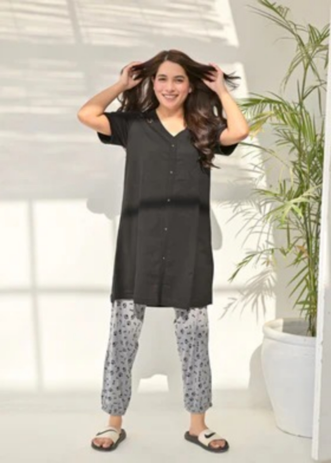 B1 black button long shirt for ladies