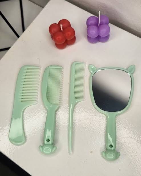 Pink Comb and Mirror Set
