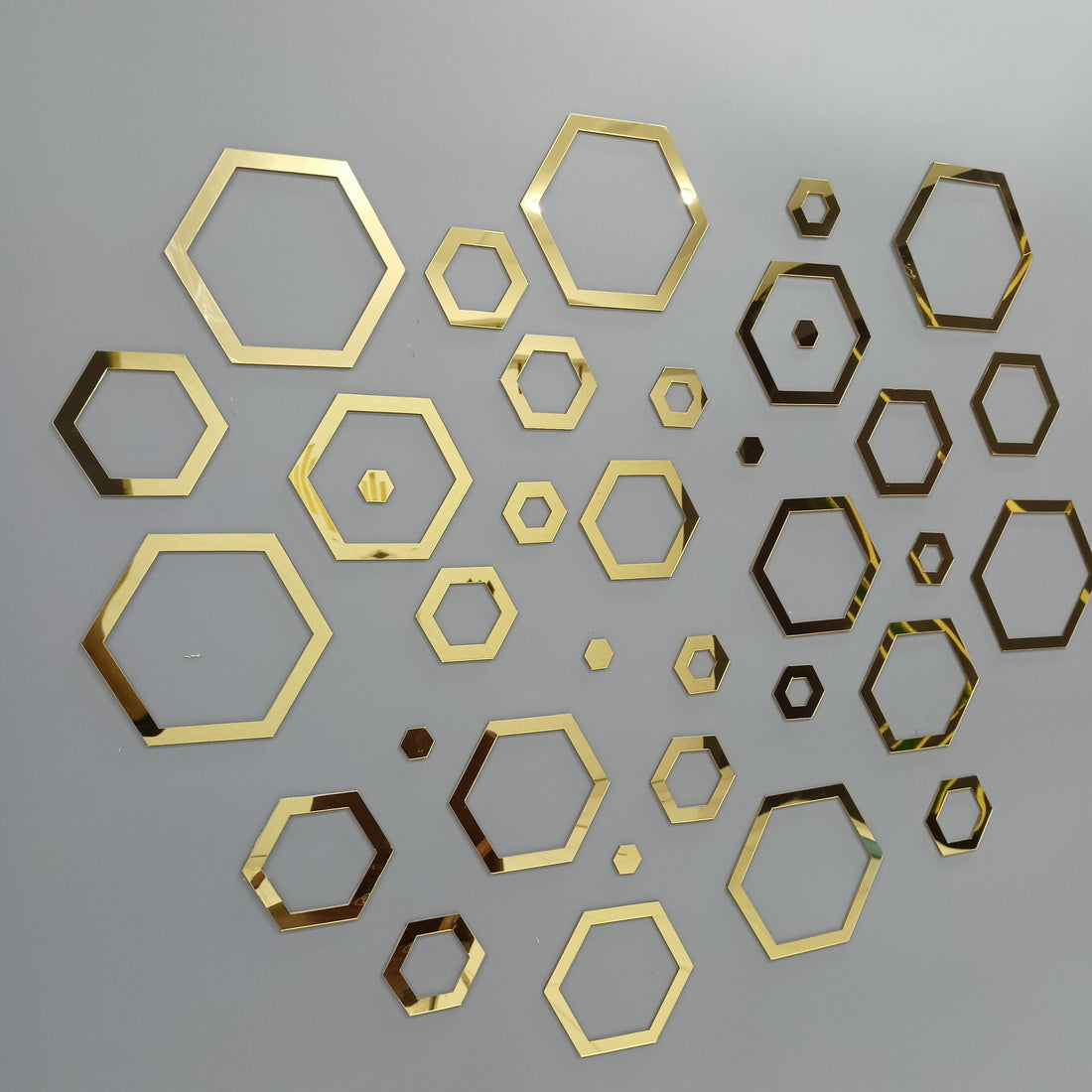 Hexagon Silver Golden (4X4 Inch) 3D Acrylic Mirror Wall Sticker Decoration for Kids Room/Living Room/Bedroom/Office/Home Wall.