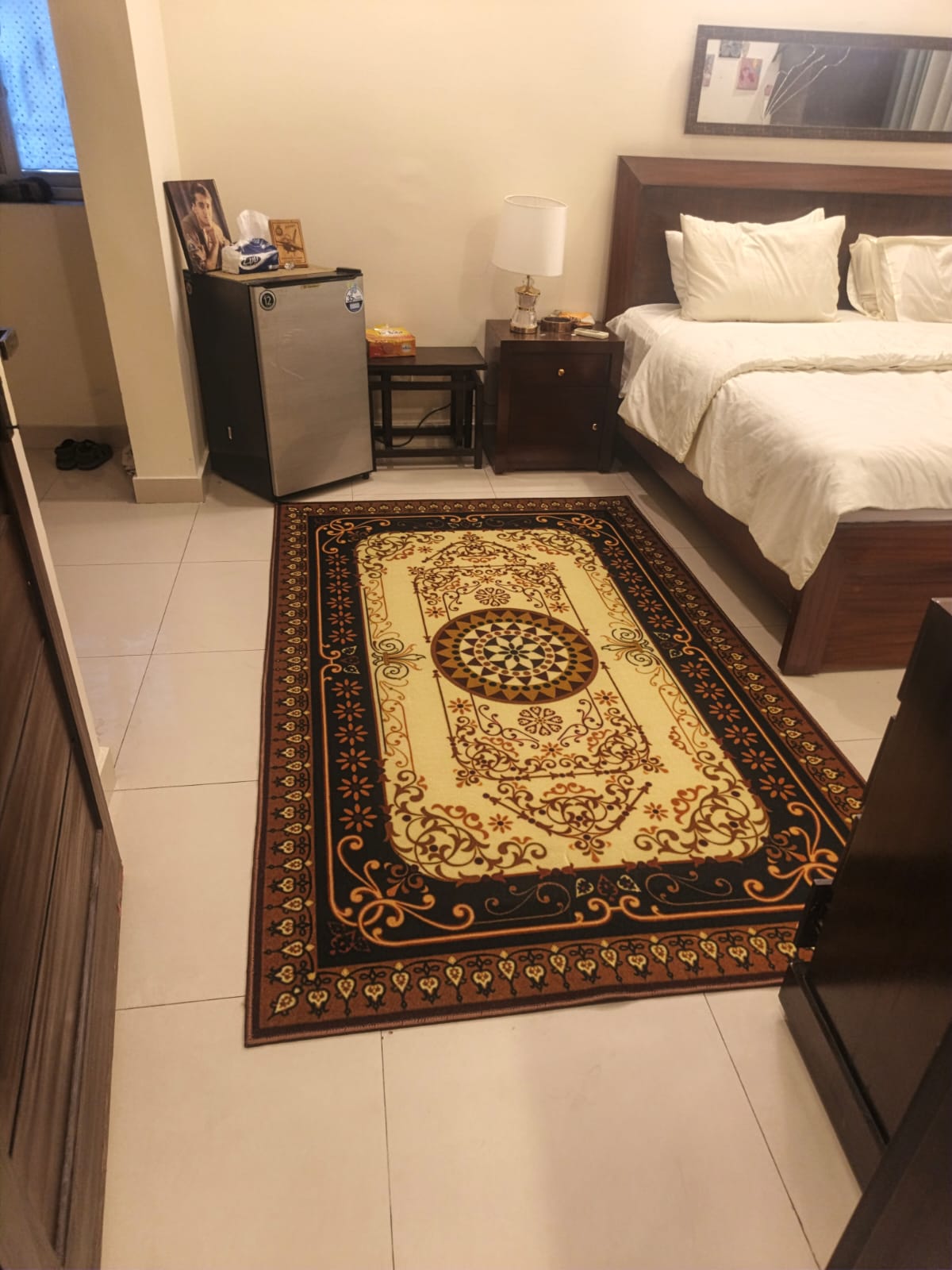 Carpet Center Piece(3×5)ft, living room carpet, Floor Rugs, living room, Decor rugs,Center Piece ,Center Piece Rug,Floor Matt,Rugs for room floor, carpet rugs , Carpet Rugs, Beautiful Mat 3ft×5Ft