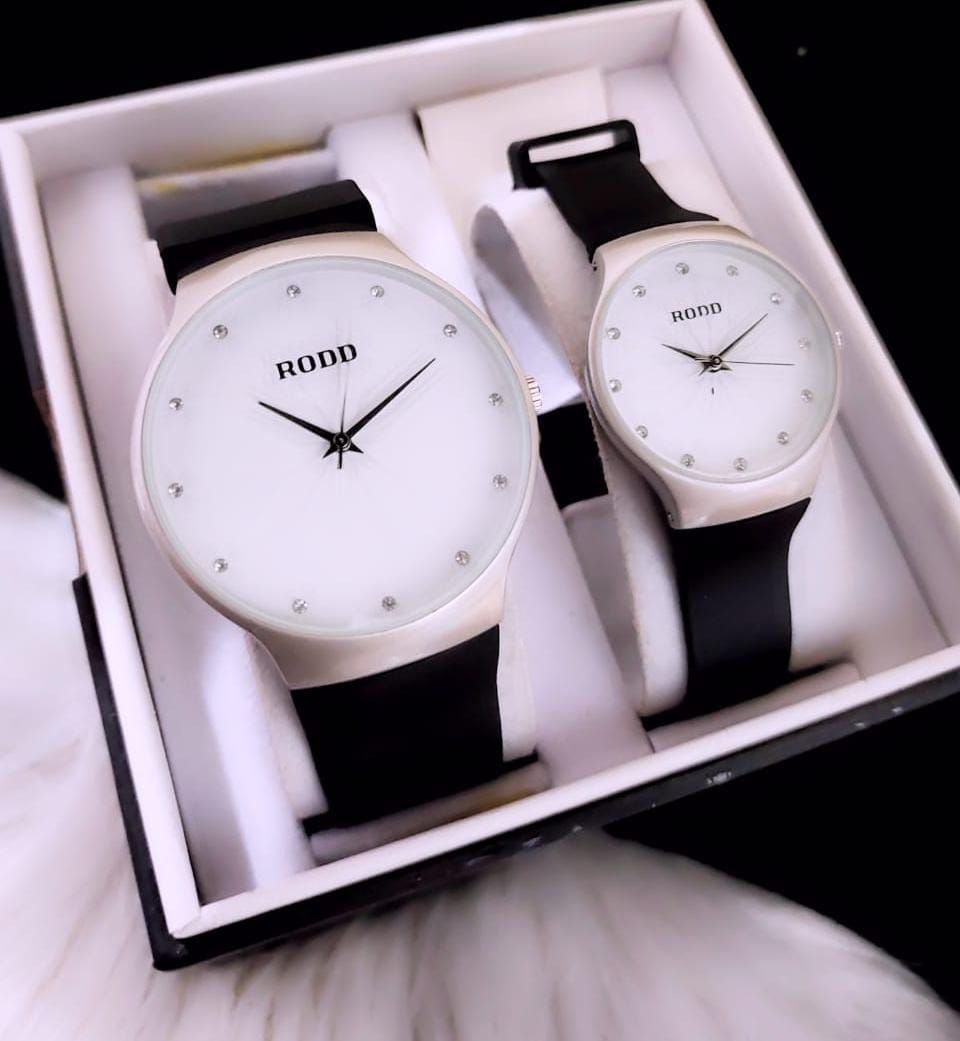 Couple watches on discount daraz