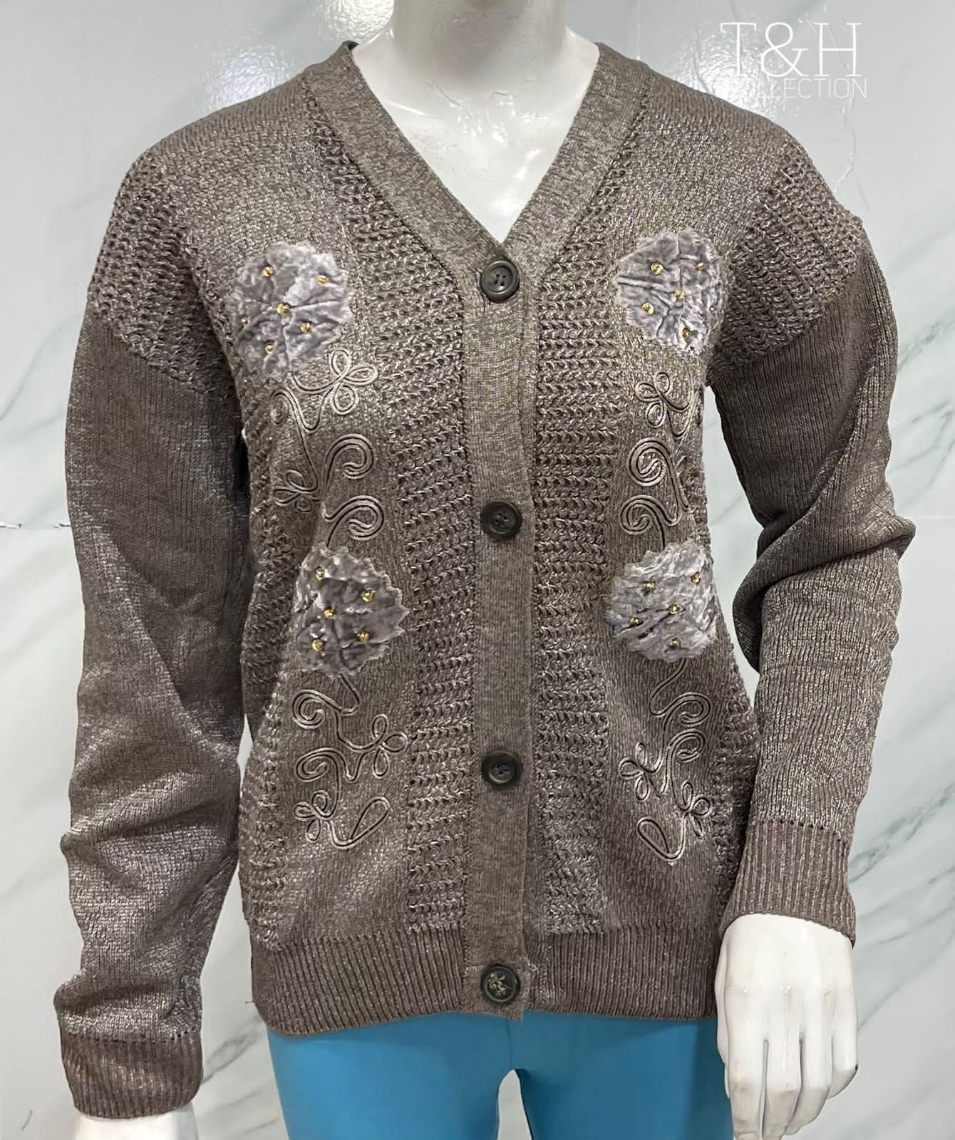 Article T&H Ladies Sweater
