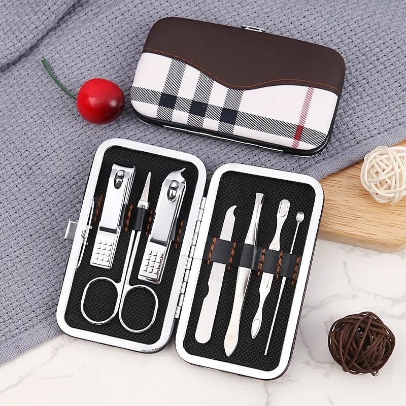 6-Piece Manicure Pedicure Kit