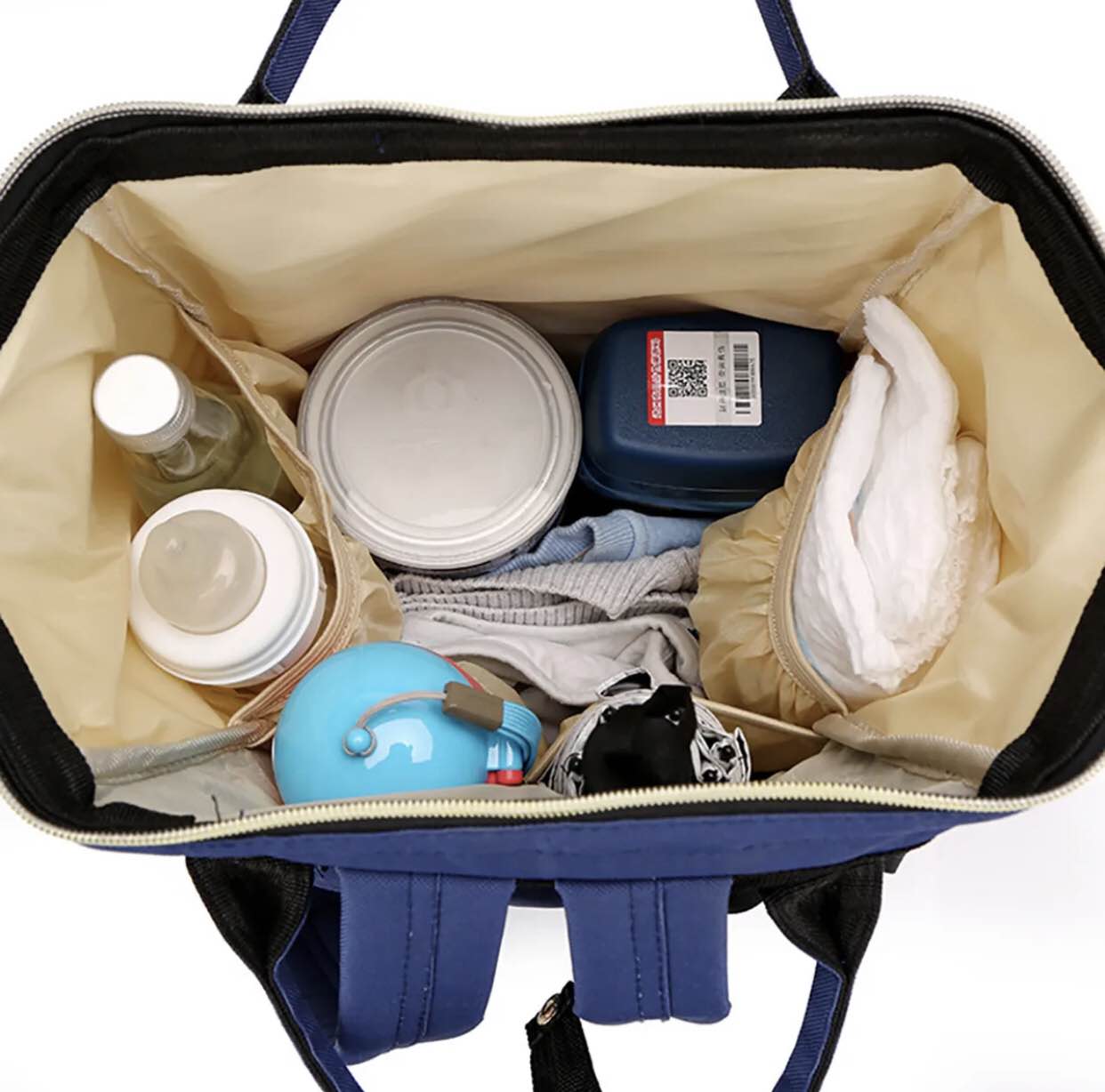 Diaper Mummy Bag Multi-Function Waterproof - Travel Backpack, maternity bag, imported Quality..rendom colour