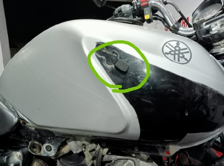 Air Scoop Rubber For Yamaha YBR , YBR-G