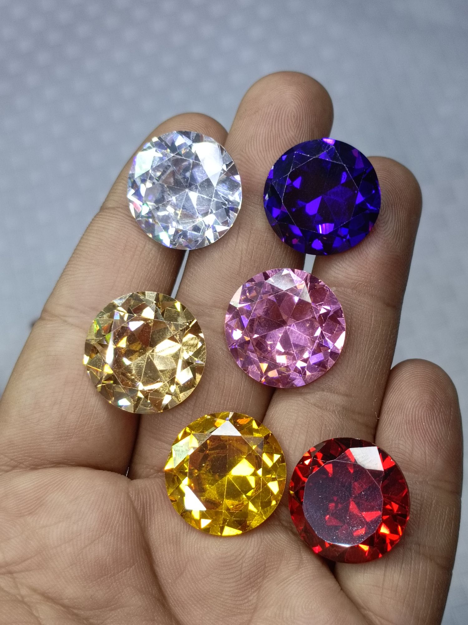 Premium Quality Multicolor Zircone stone Premium Quality Zircone Stone  Machine Cut Diamond Shape/High Quality/Stone/Gemstone/Zircone Stone/Zircone Gemstone.