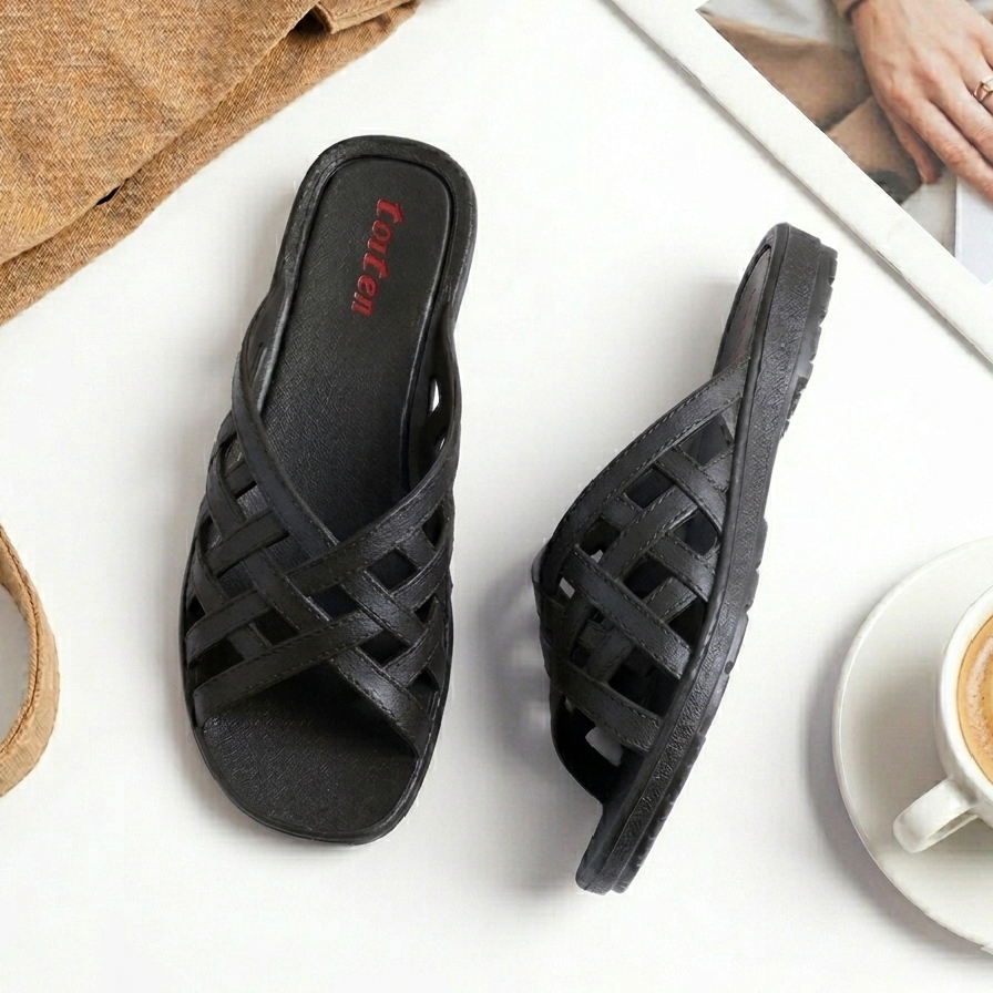 Fashion Slippers Women Flip Flops Casual Nylon House Slippers in Rubber Material Soft Slides