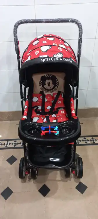 Deluxe Pram and Newborn Baby Stroller with Foldable Seat, the Ultimate Travel Companion for Discerning Parents