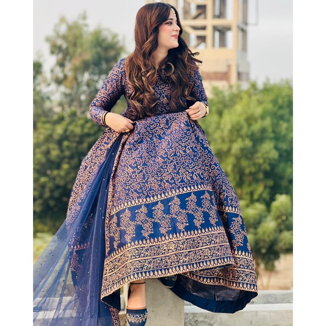 New Stylish Collection Stitched 3pc kataan Maxi Dress for women and Young Girls