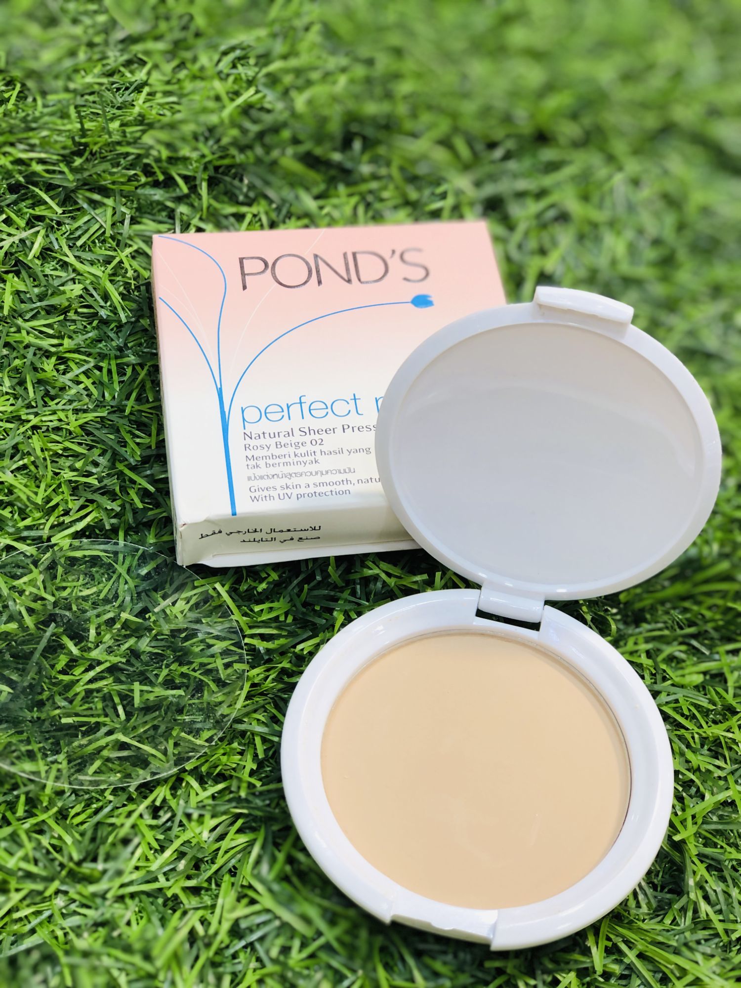 Perfect Matte Compact Powder Natural Sheer | Oil Control Pressed Face Powder | Long Lasting Matte Finish | Lightweight Makeup Compact