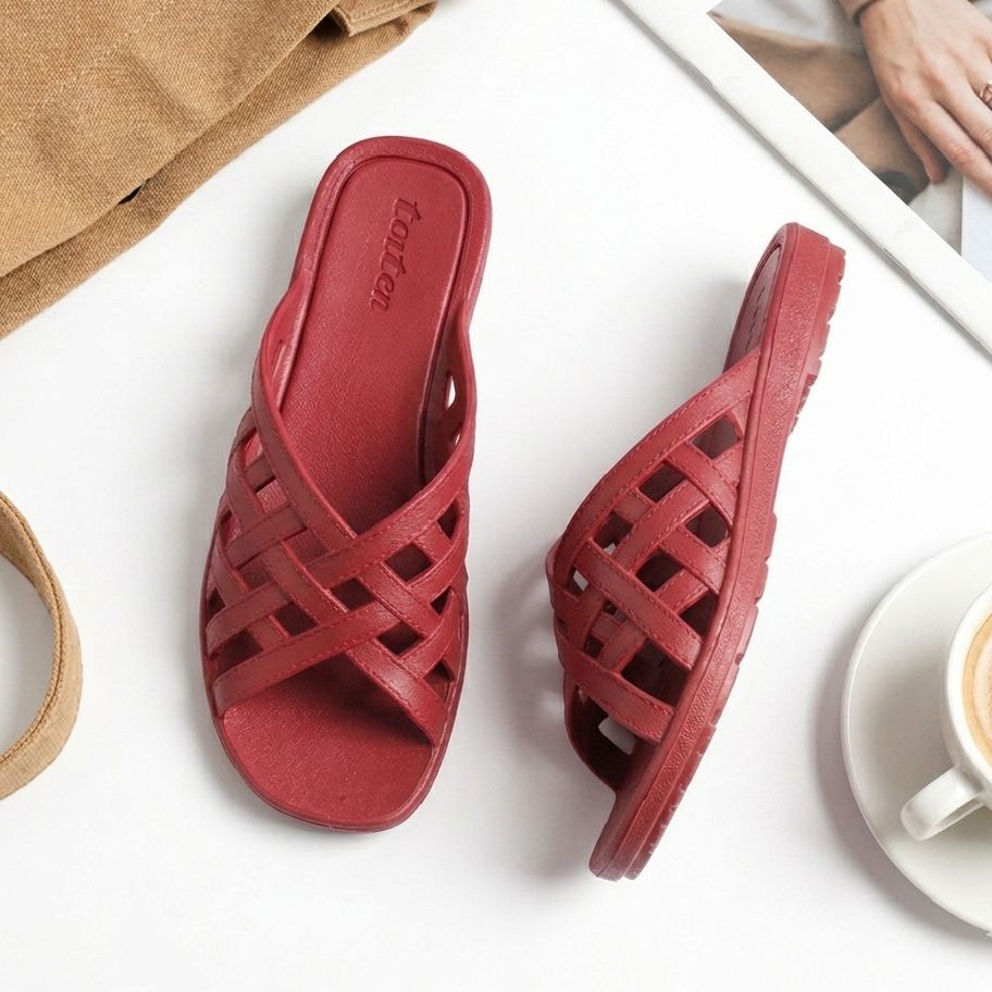Fashion Slippers Women Flip Flops Casual Nylon House Slippers in Rubber Material Soft Slides