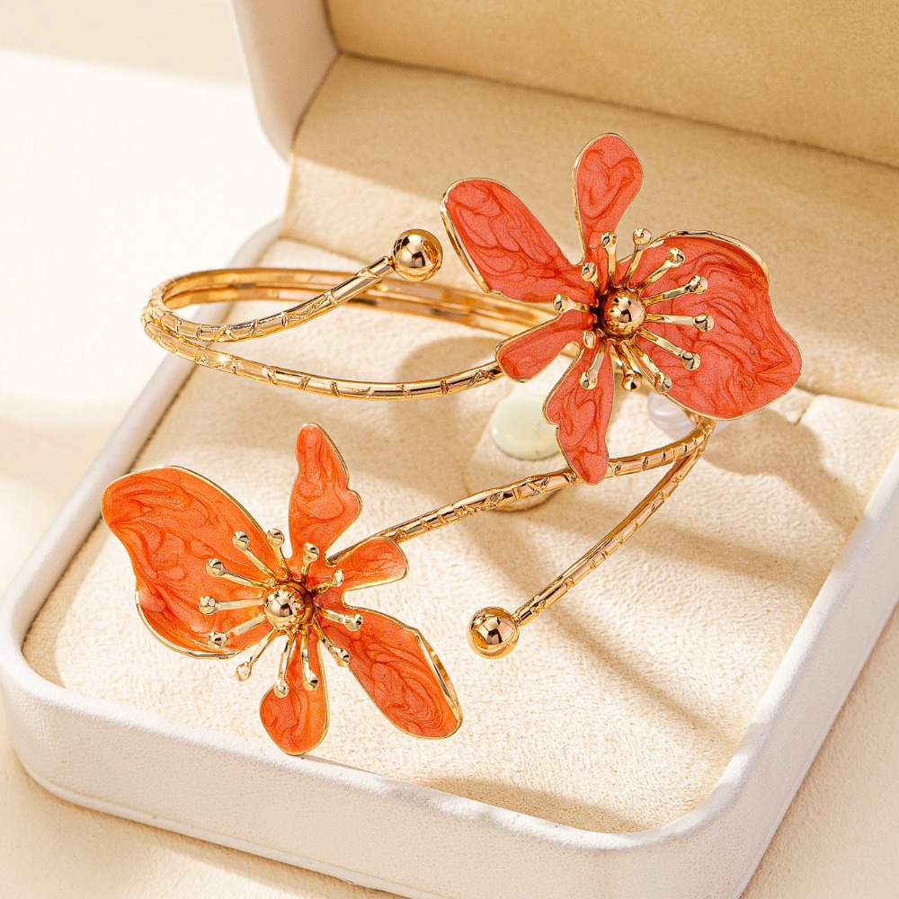 Gold Color Floral Open Cuff Armlet Metal Enamel Glaze Craft Flower Cuff Bracelet Open Arm Ring Jewelry Bangles Fashion Jewelry