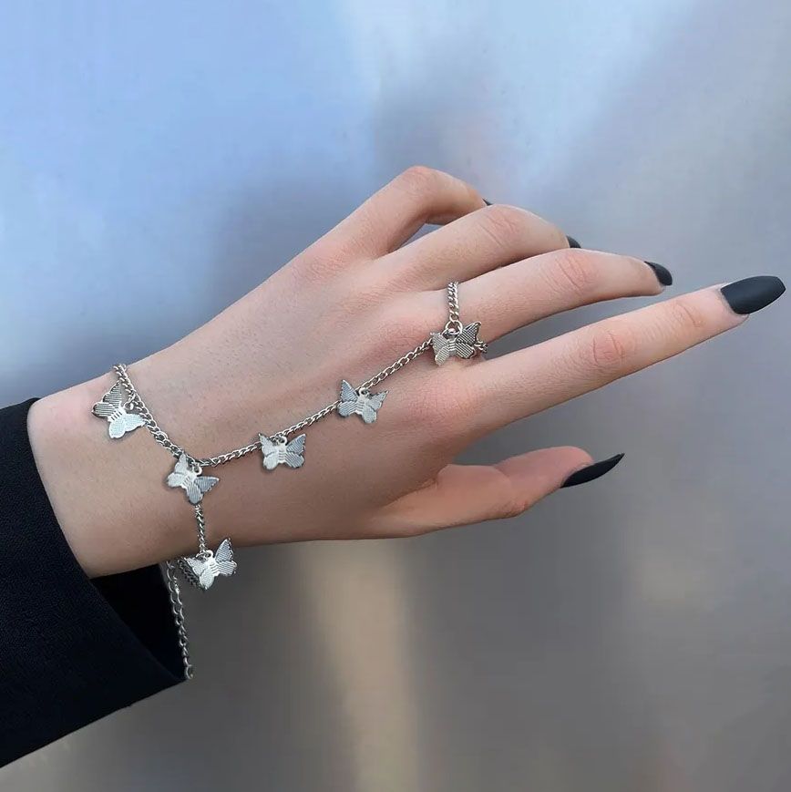 Butterfly Bracelet for Girls. Butterflies Silver Chain Ring Bracelet for Girls.