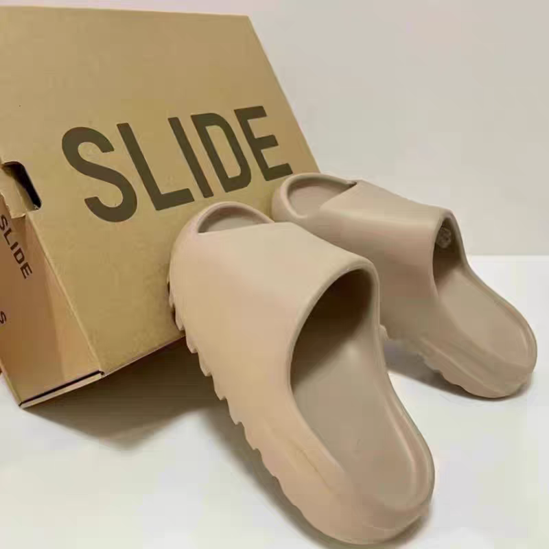 Summer Clogs Fashion Soft Bottom Beach Men Slippers Women's Sandals Nurse Medical Sabot EVA Slides Breathable Shoes