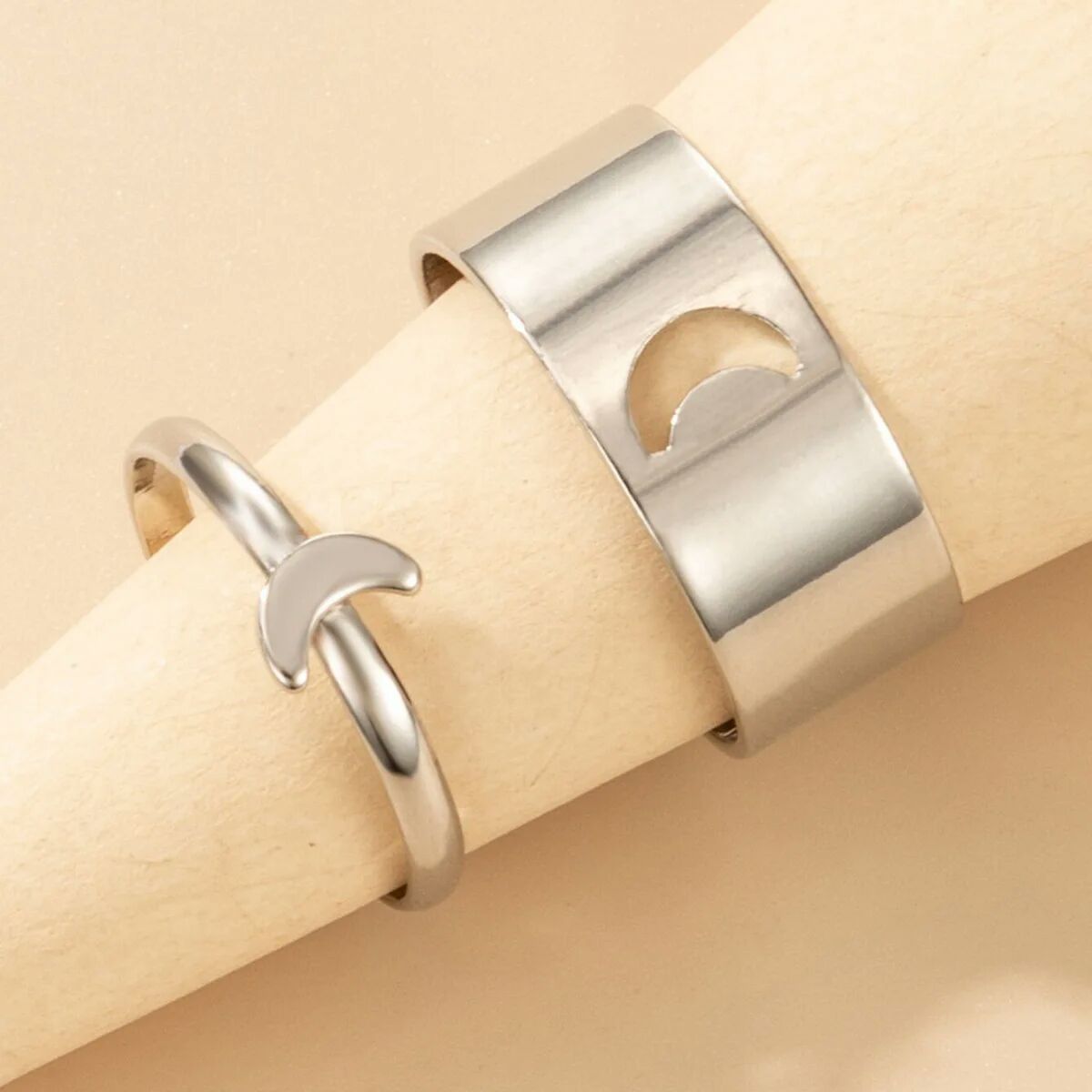 New Trendy Adjustable Moon Shaped Rings For Women Men Lover Couple Rings Set Friendship Engagement Wedding Opening Anel Jewelry