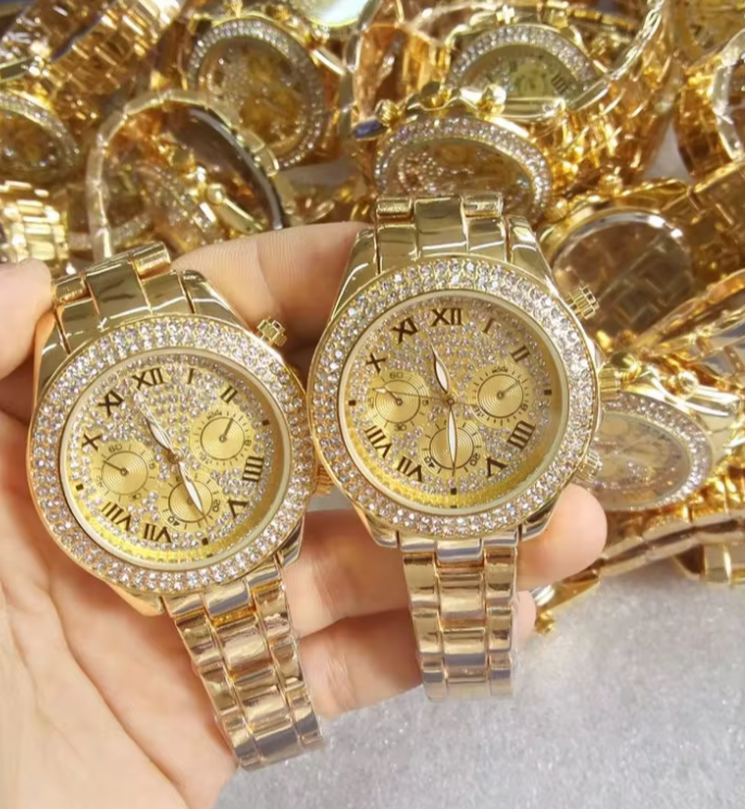 Luxury Rhinestone Ladies Watch Gypsophila Quartz Watches Alloy Strap Crystal Watch Digtal Clock Wrist Watches