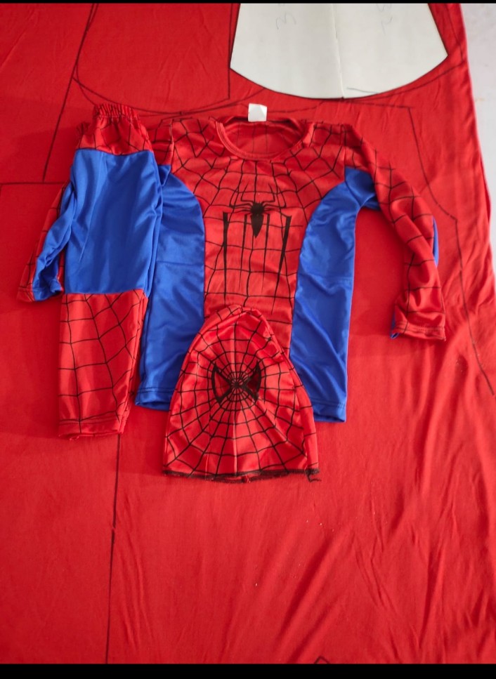 Spiderman/Batman/Superman costume with free face mask   all character costume available for school event and party