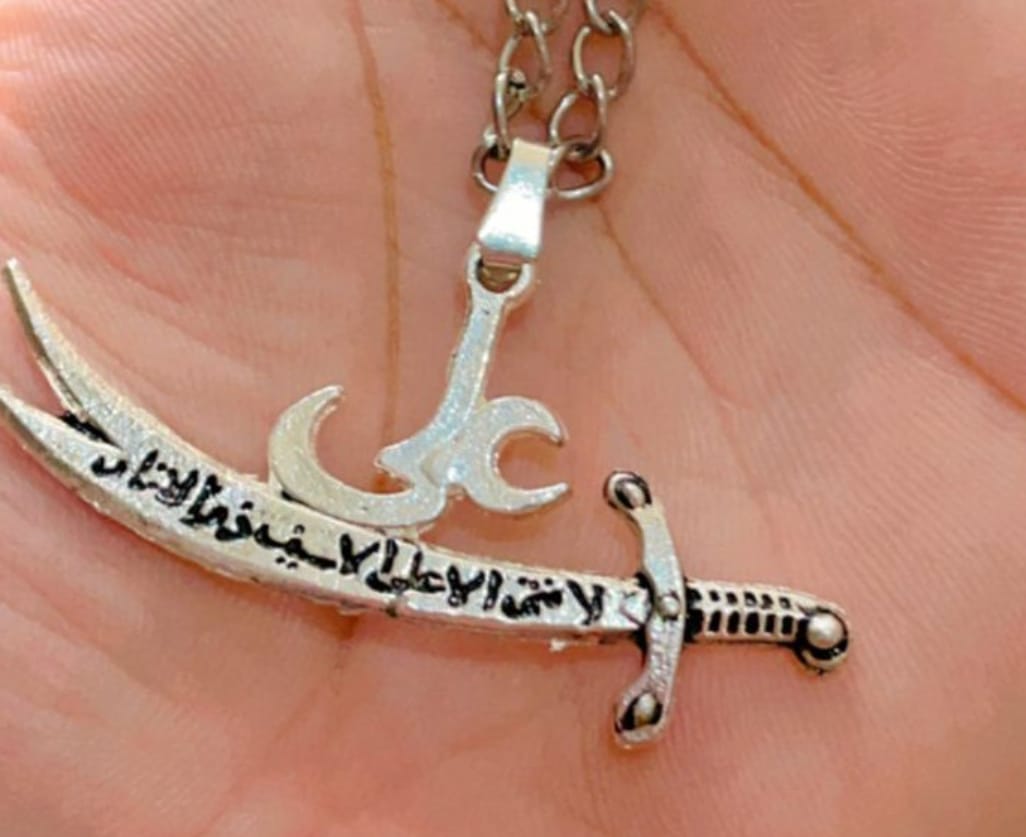 NEW TREND STAINLESS STEEL HAZRAT ALI SOWARD  NACKALACE/LOCKET /PANDENT FOR MEN /WOMEN