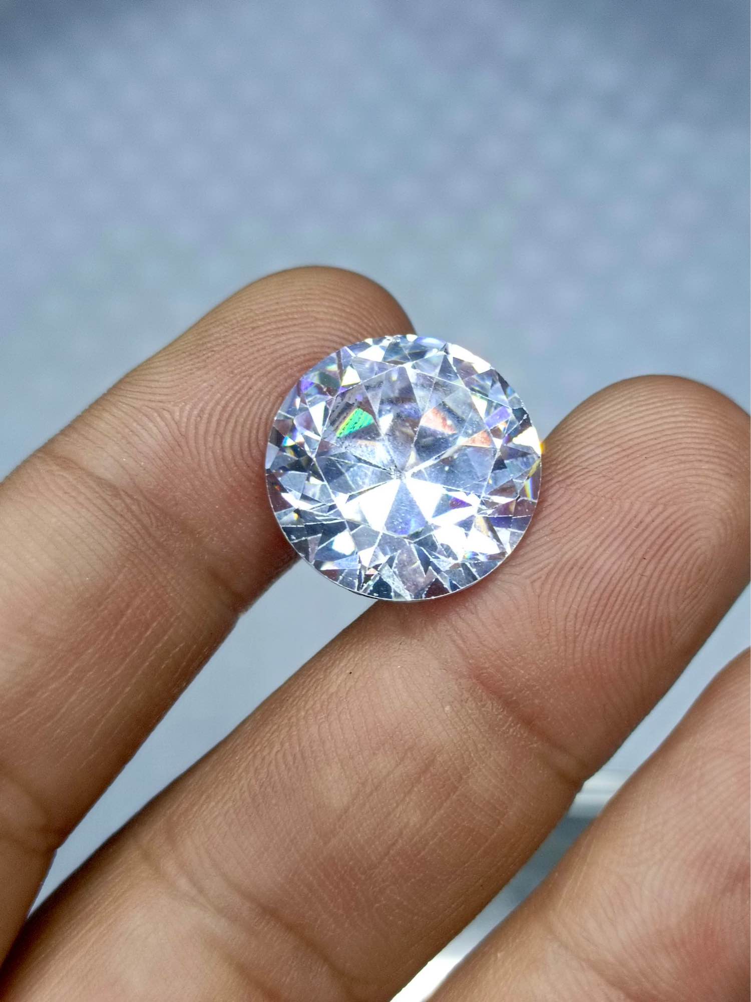 Premium Quality Multicolor Zircone stone Premium Quality Zircone Stone  Machine Cut Diamond Shape/High Quality/Stone/Gemstone/Zircone Stone/Zircone Gemstone.