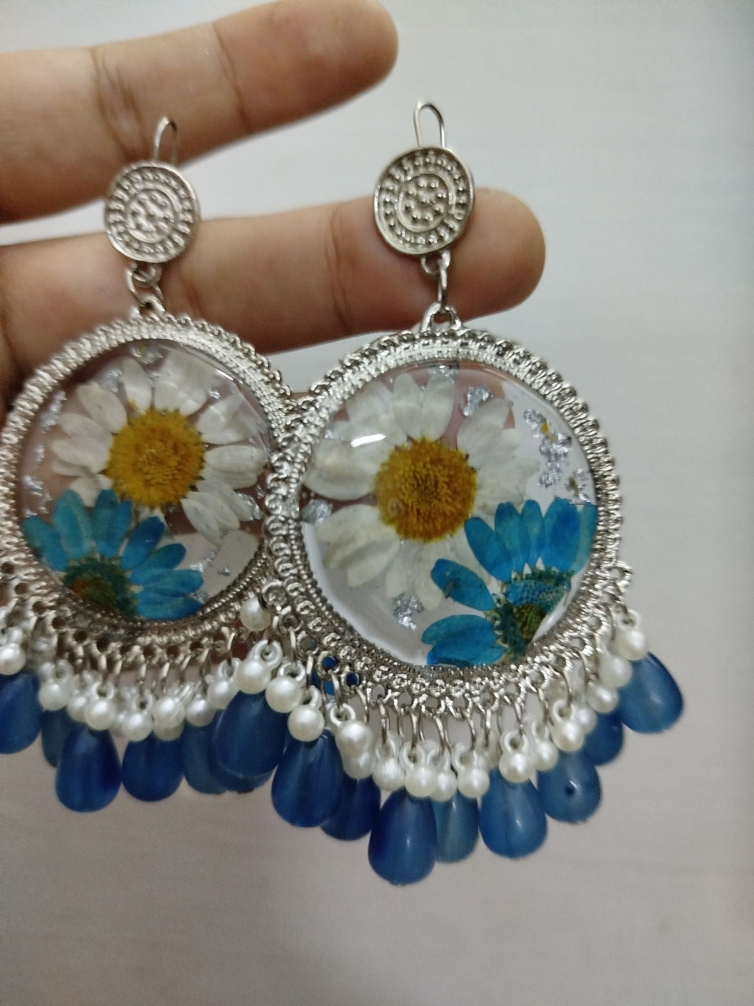 Customized Resin Jhumka With Dried flowers