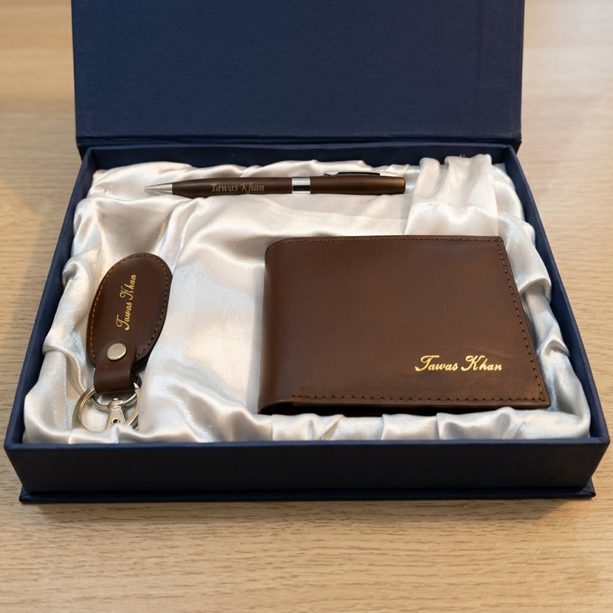 CUSTOMIZE NAME ON WALLET , KEY CHAINS , PEN WITH BOX PACKING