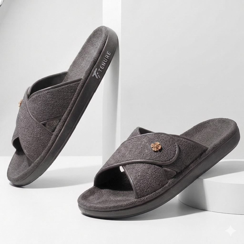 Rubber House Slippers for Women, Soft and Comfortable Flip Flops and Slides