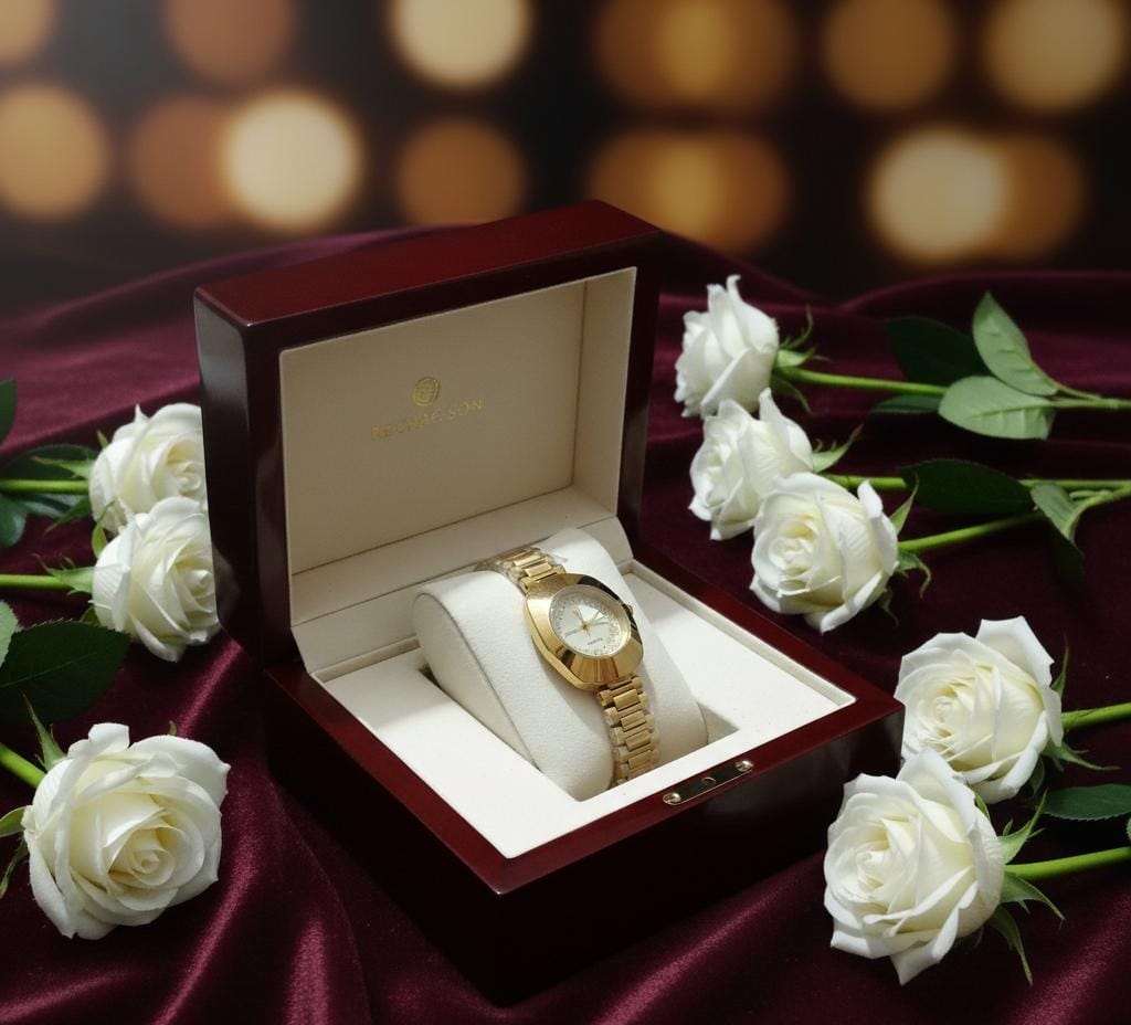 Women’s Luxury Wrist Watches Quartz Water Resistant Ladies Watches
