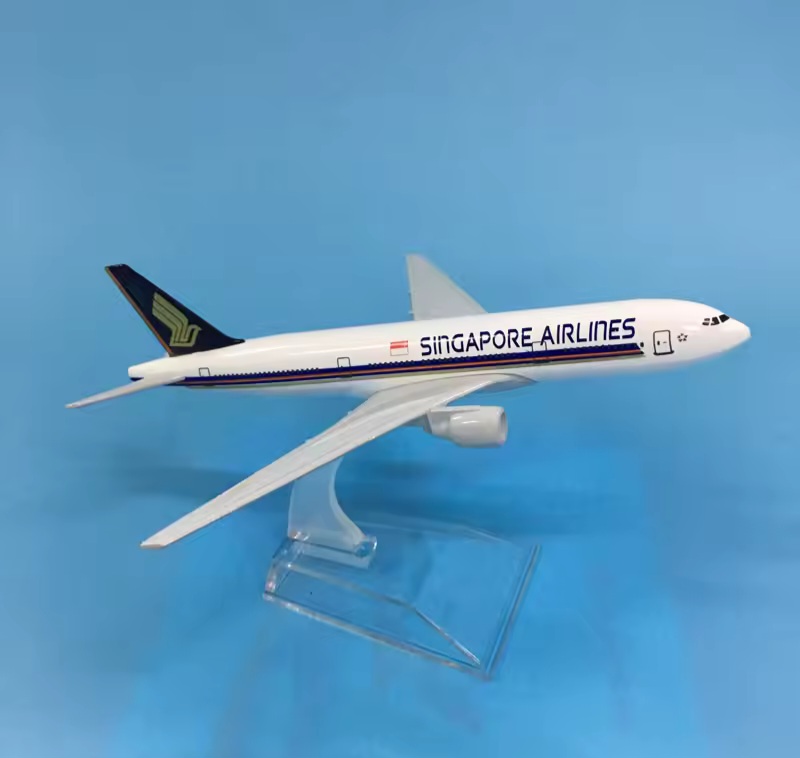 Singapore Airlines 16 cm metalAirplane model Boeing 777 airplane   diecast 1:400 airplane model toy