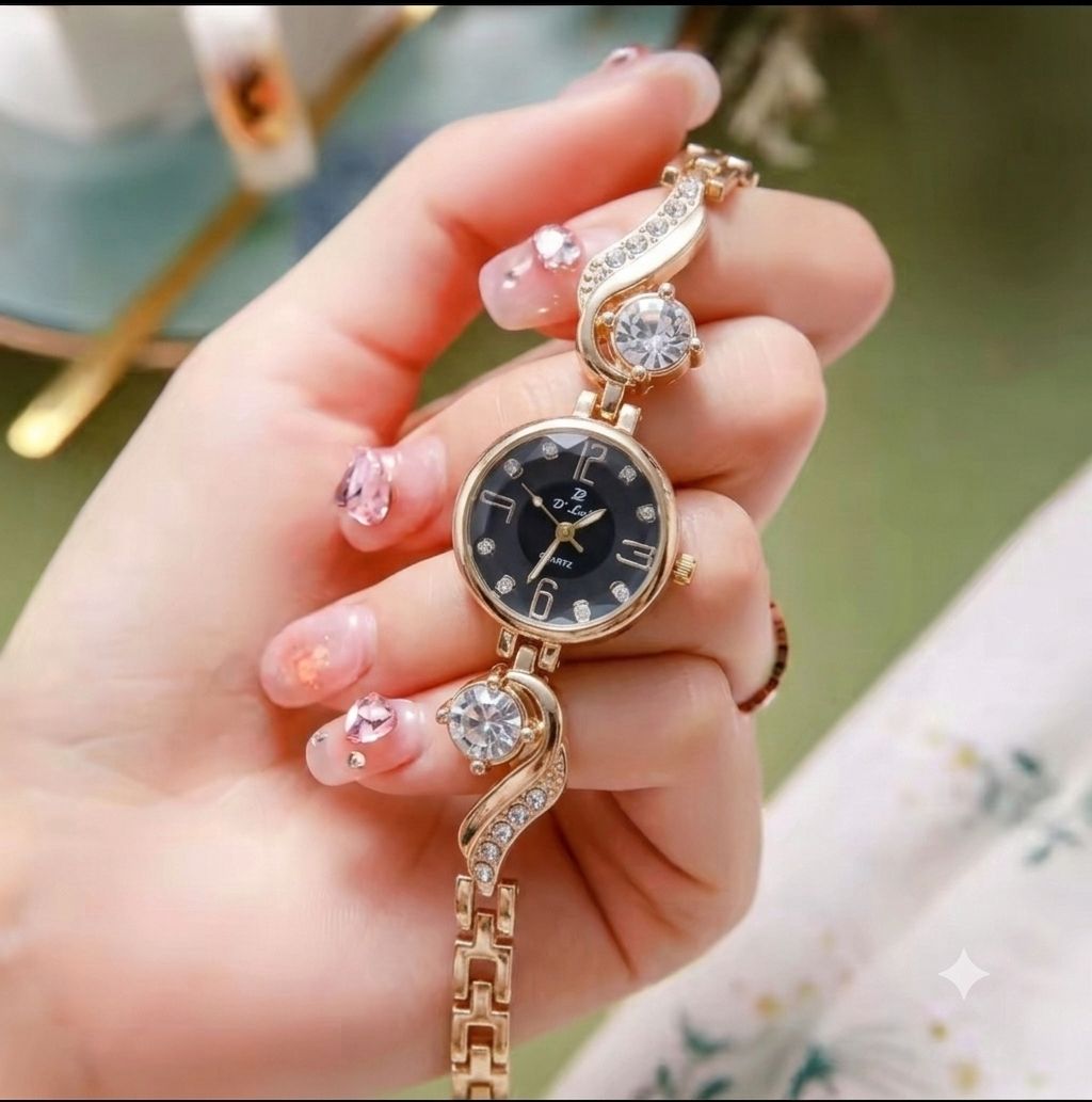 Watch for Girls and Watch for Women Luxury Diamond Ladies Watch | Fancy Crystal Rhinestone Quartz Bracelet Watches | Elegant Party Wear Chain Wristwatch | Fashion Jewelry Bling Timepiece Gift for Her | Rose Gold, Silver, Black and black dial watch