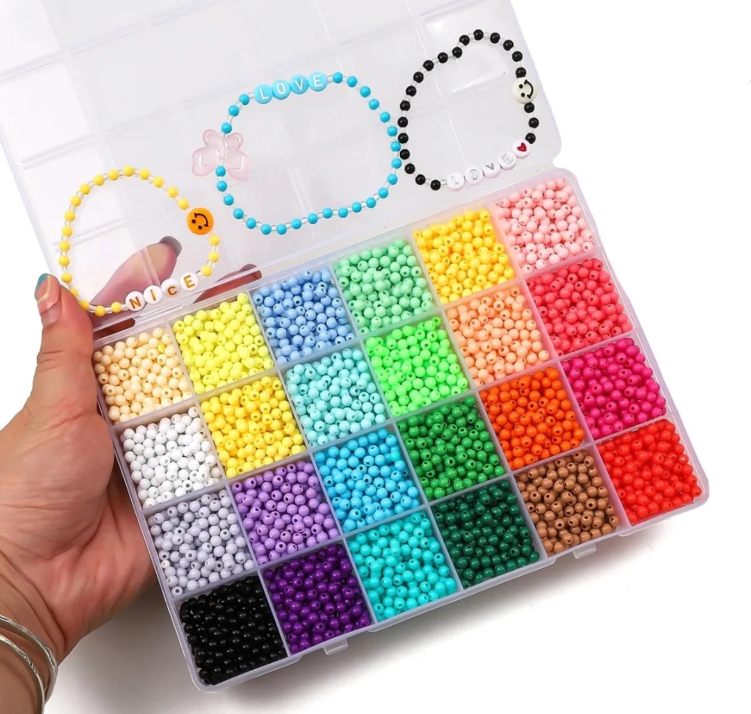 200pcs 0.4mm Charm Multi Color  Glass Seed Beads DIY Bracelet Necklace Spacer Beads For Jewelry Making DIY Earring Necklace Or  optional Box of 28 Grid  4500 pcs in a box
