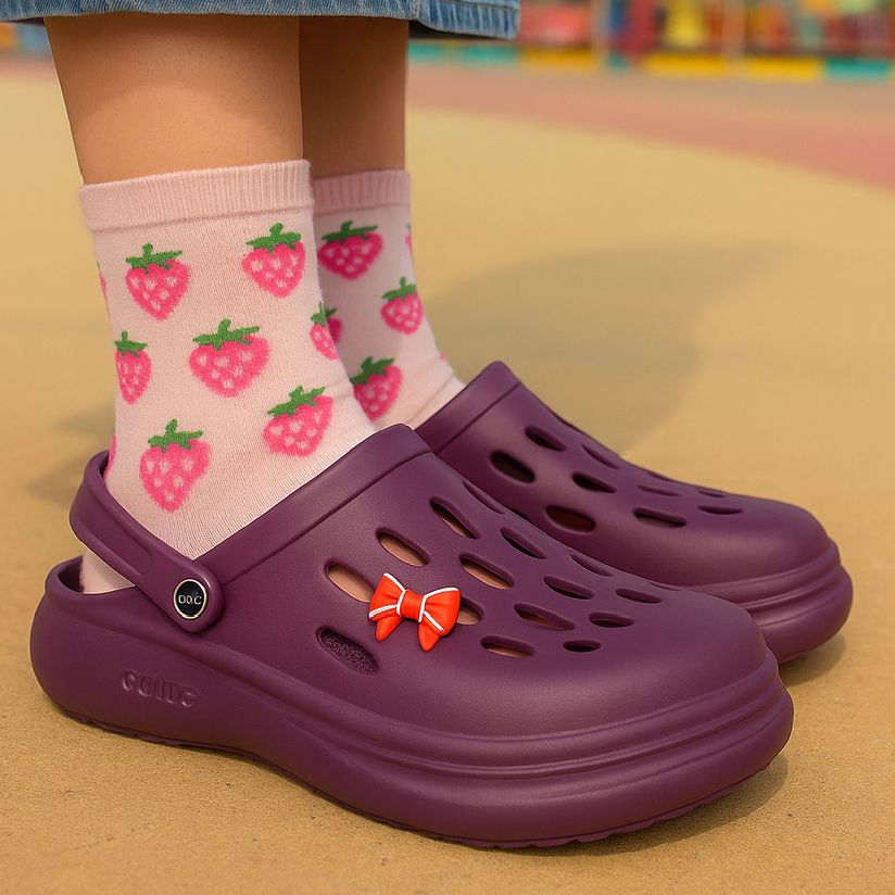 Beautiful Women Charm Clogs & Crocks Top Quality Fashion EVA Sandals & Slip-On Crocks
