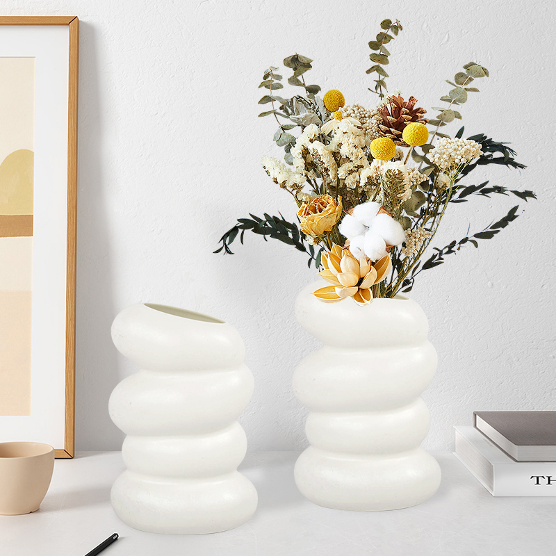 Elegant Spiral unbreakable Plastic Vase – 6 Inches | Perfect for Home, Office, Living Room & Luxury Decor(only vase)