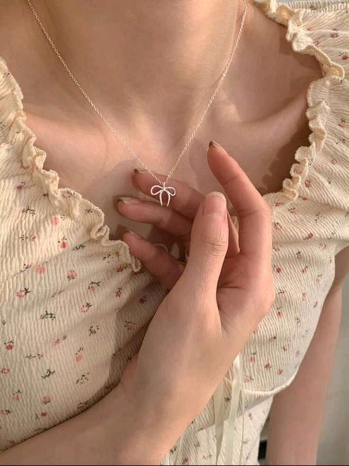 Bow Pendant for Women & Girls | Cute Bow Charm Pendant | Elegant Fashion Jewelry