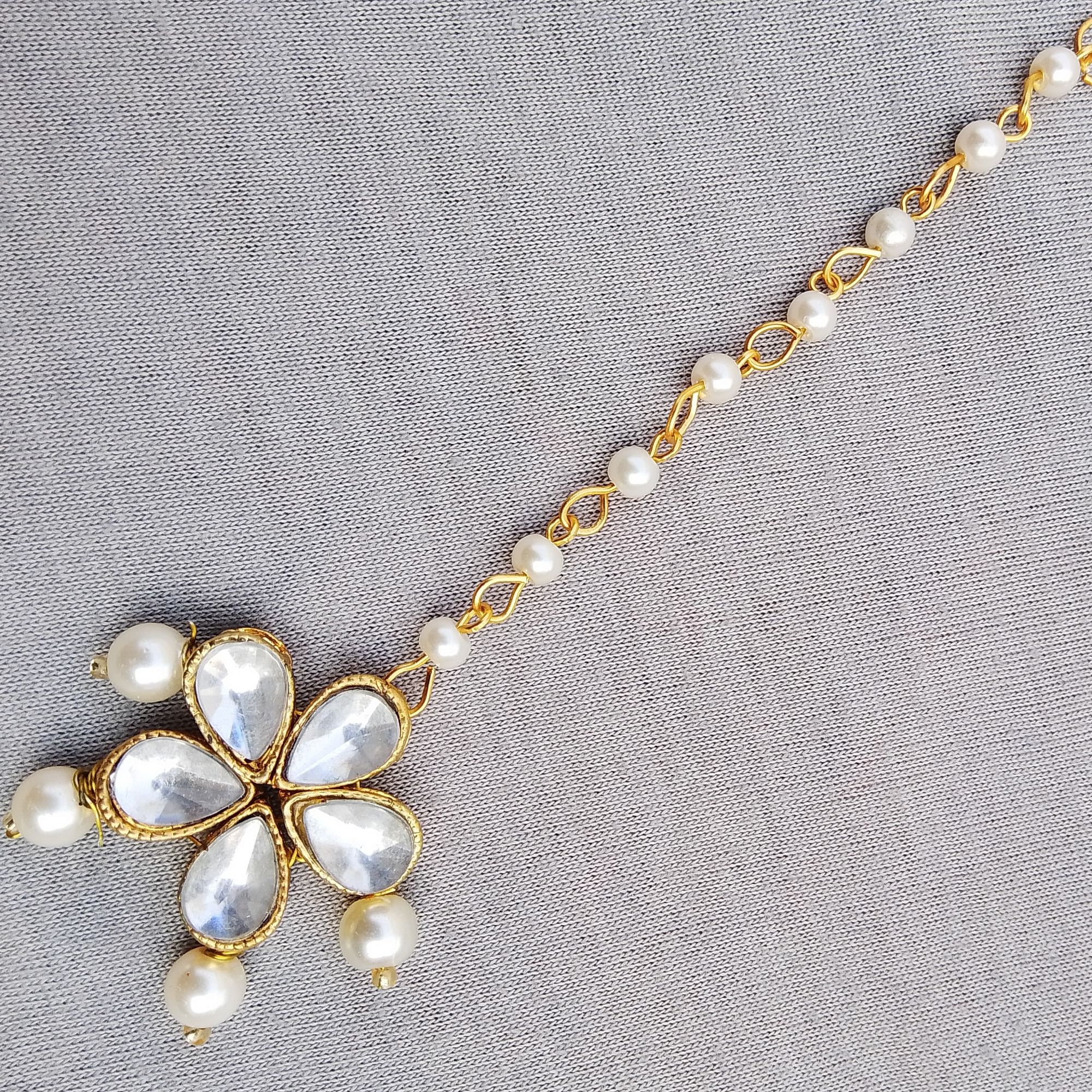 Trending Kundan Tika bindiya for wedding and party customize handmade jewelry for girls and women