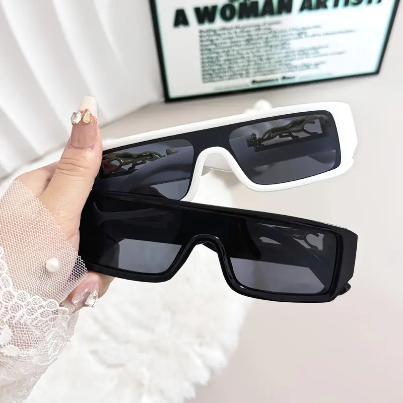 UrbanHive.pk Premium Look Classic Jaguaar Decorated Arms Rectangle Sunglasses For Men Women - Cheetah Shaped Vintage Rectangle Sun Glasses For Girls Boys - Unisex Trendy Square Shades for Ladies