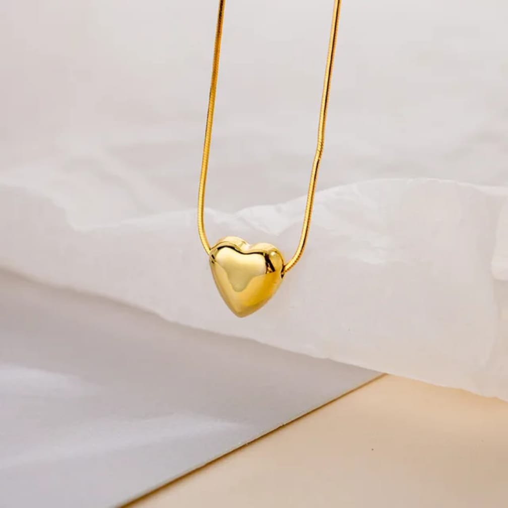 Golden Heart Pendant Necklace for Women | Elegant Love Heart Chain Necklace | Trendy Korean Style Jewelry Gift for Girls