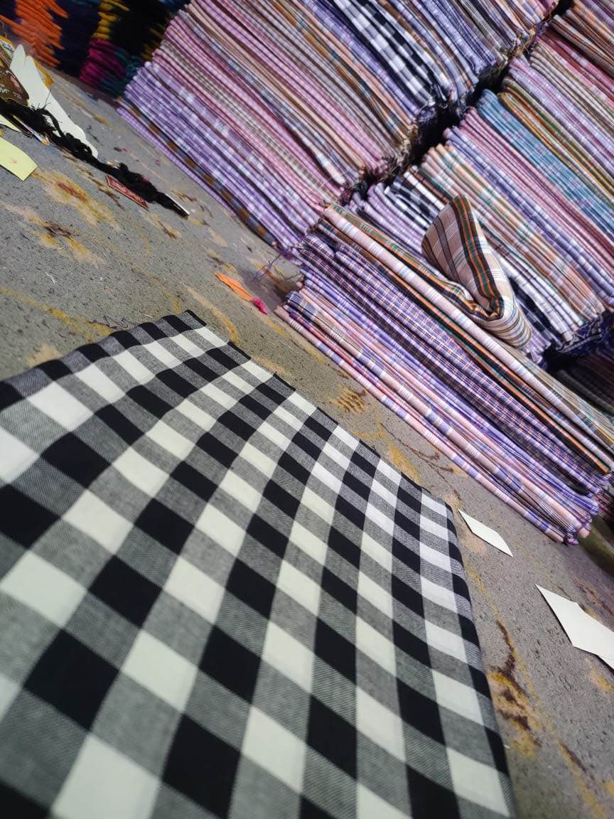 Traditional Lungi for men good quality and staple stuff longi 3 yard full size