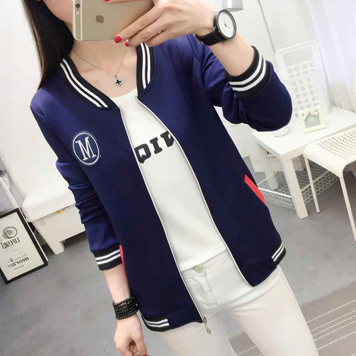 Premium Polyester Fleece Ladies Jacket Casual Winter Outfit with Tassel Decoration
