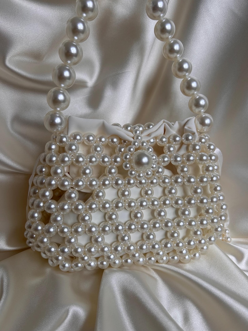 Pearl Beaded Bag, Pearl Clutch Bag, Evening Bag, Handmade Pearl Clutch, Luxury Shoulder Bag, Vintage Inspired Purse, Wedding Pearl Bag
