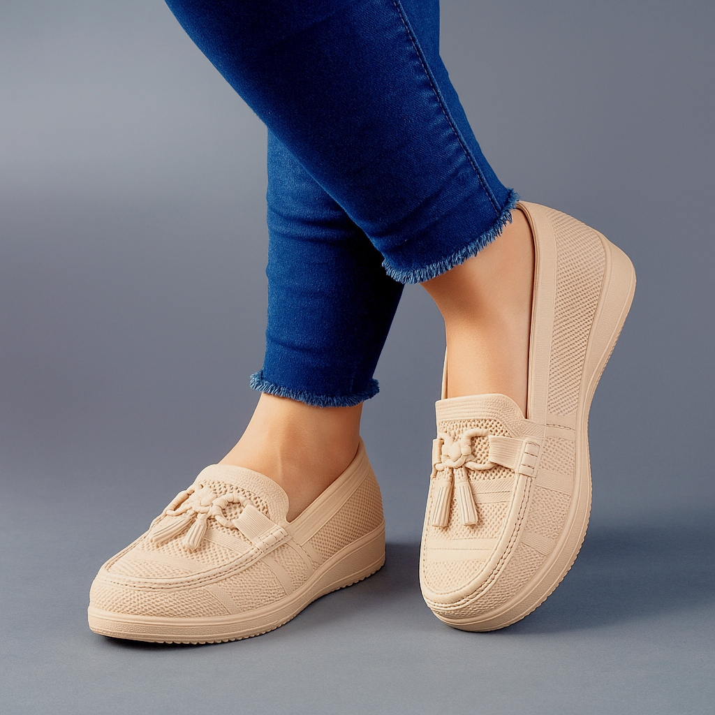 Women Rubber Shoes Soft Comfortable Casual Wear Lightweight Design For Womens