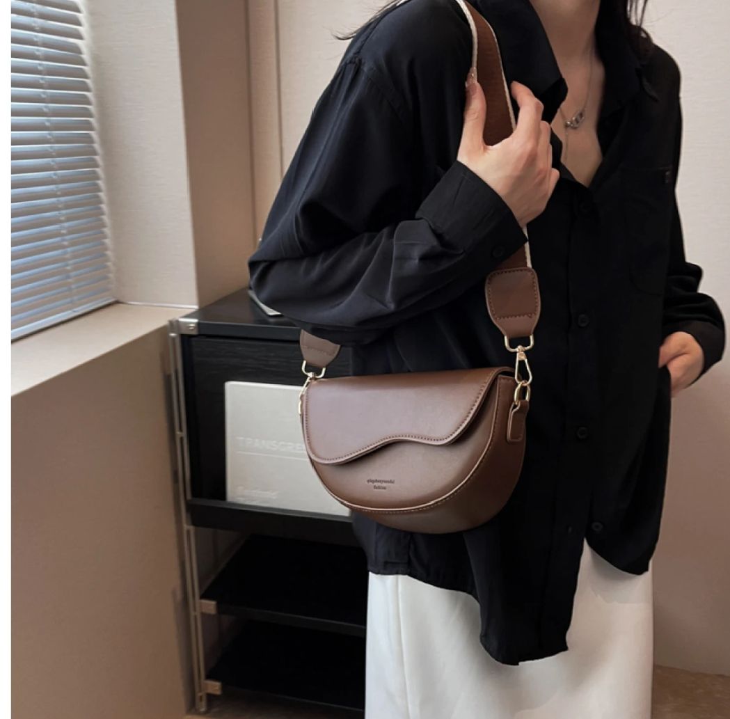 2023 Vintage pu leather shoulder bag for women luxury crossbody bag fashion. with 2 straps