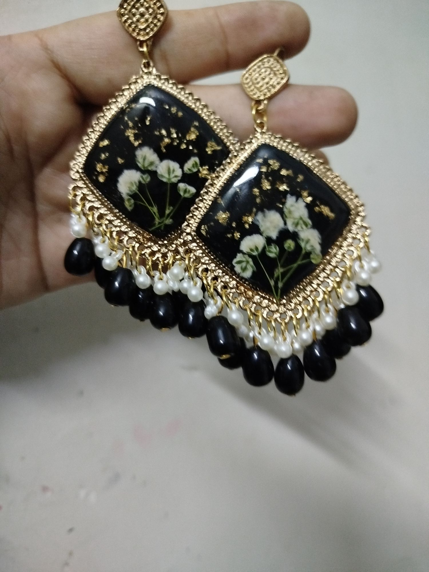 Customized Resin Jhumka With Dried flowers