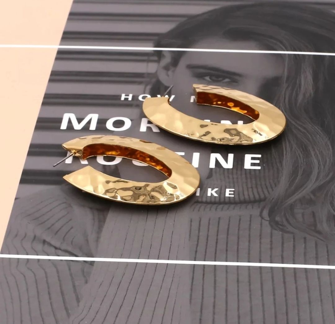 Oval trendy latest Italian style prosper earrings