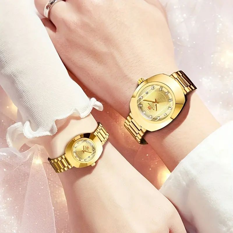 couple watch couple golden stainless steel chain watch new stylish unique design new grifting ideas watch lover Eid gift new arrivals and new collection watch couple