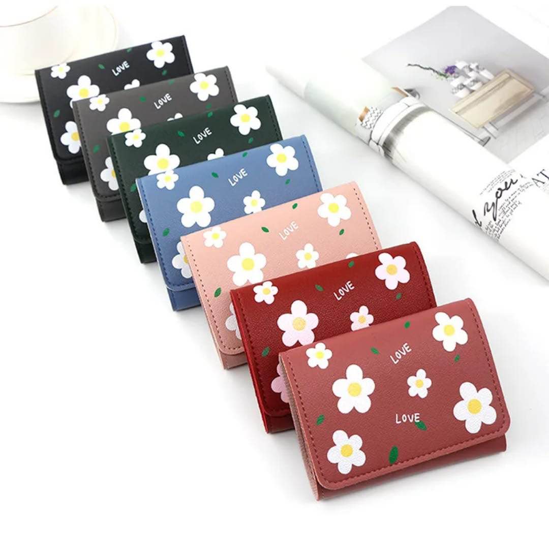 Crocodile Pattern PU Leather Tri-Fold Wallet