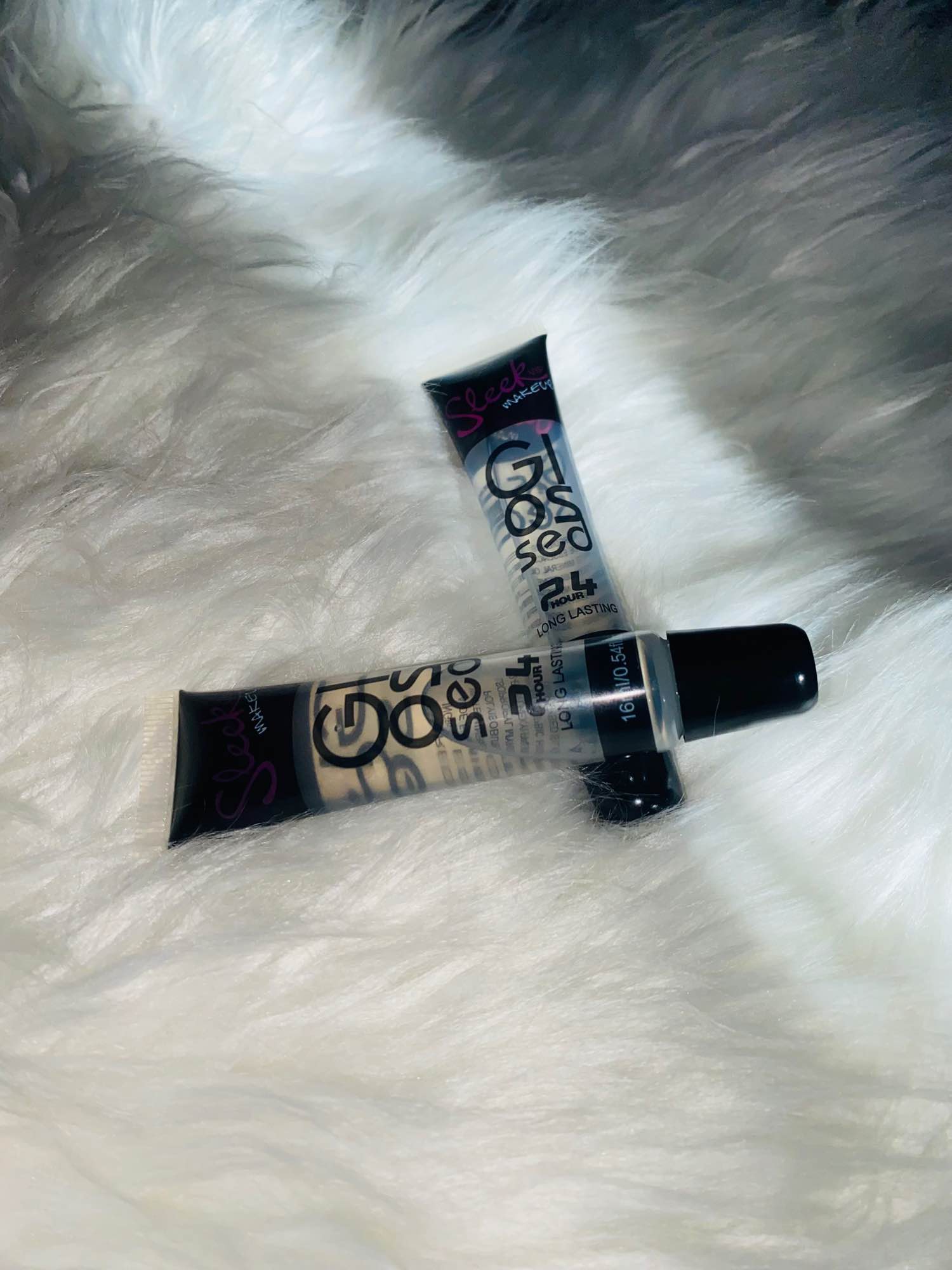 glossed 24 hours lasting lip Gloss thick gloss