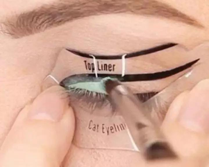 6PCs Eyeliner Stencils Winged Eyeliner Stencil Models Template Shaping Tools Eyebrows Template Card Eye Shadow Makeup Tool